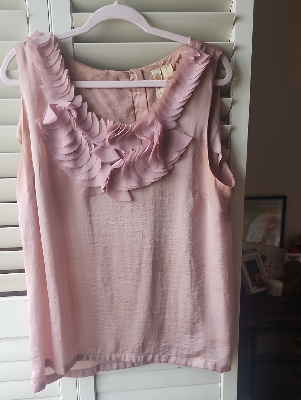 Adiva Light Pink Ruffle-Trim Sleeveless Camisole